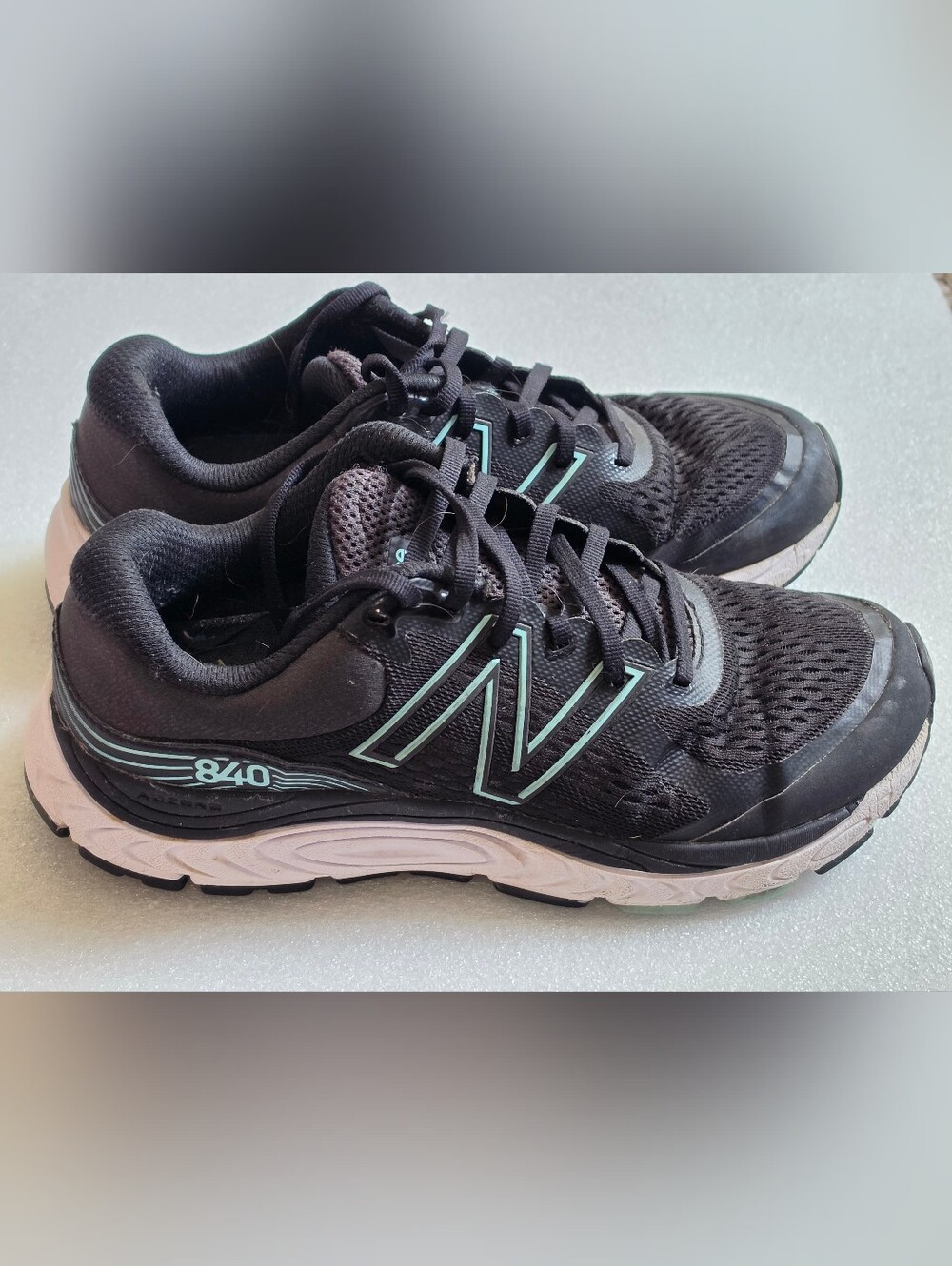 New Balance 840v5